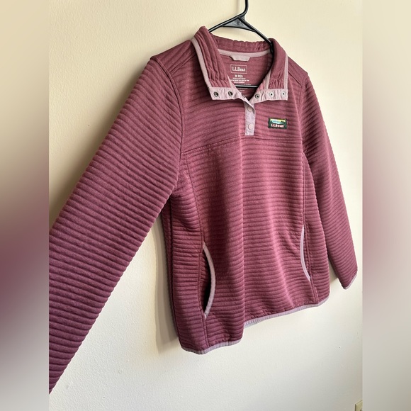 LL Bean Pullover - Picture 2 of 3